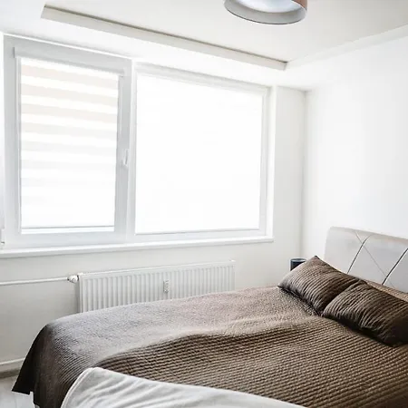 Ah Povazska Apartment Kosice